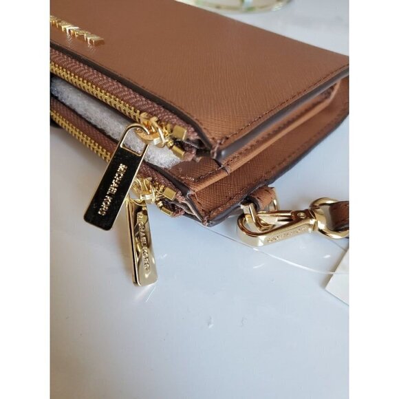 Michael Kors Wallet - Picture 6 of 9